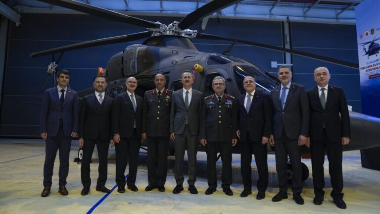 GÖKBEY helikopteri Kara Kuvvetleri teslim töreni